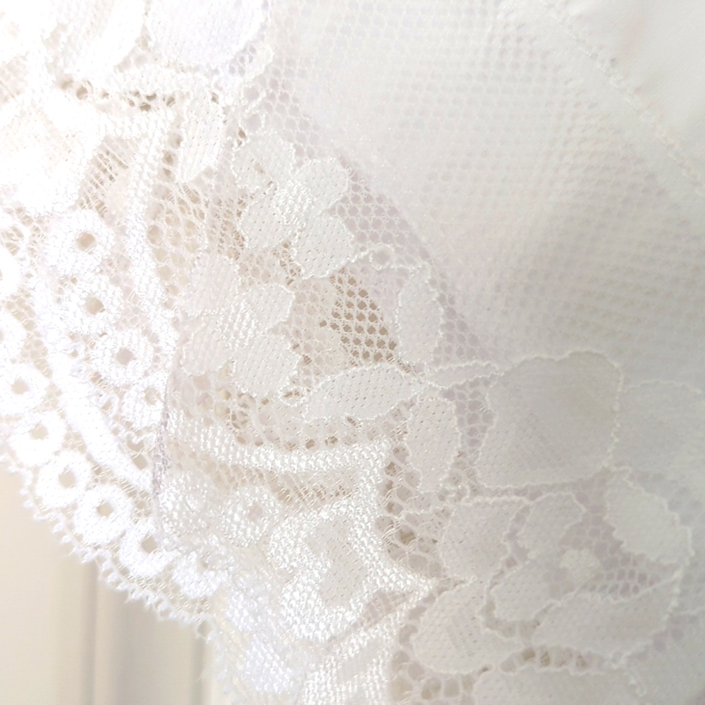 Bride Robe - Picture 2 of 3